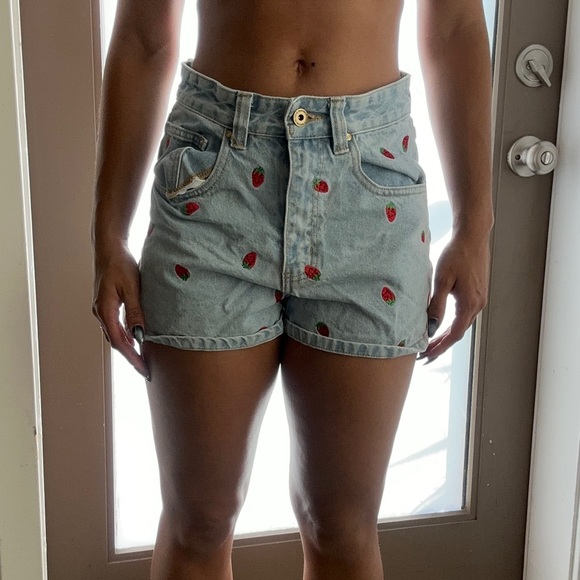 Strawberry Demin Shorts - Picture 2 of 2